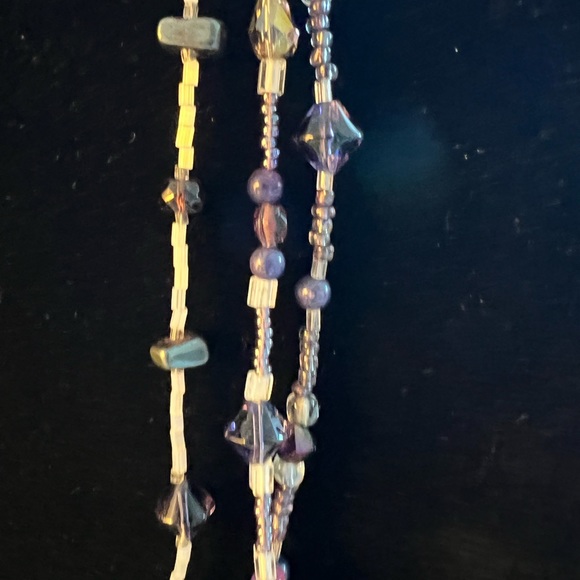 Tri strand purple/white with pewter closure - Picture 5 of 5